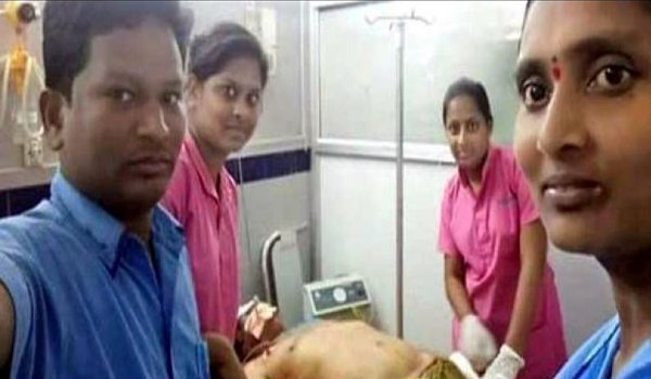 4 Hyderabad hospital staff sacked for taking selfie with Nandamuri Harikrishna's body