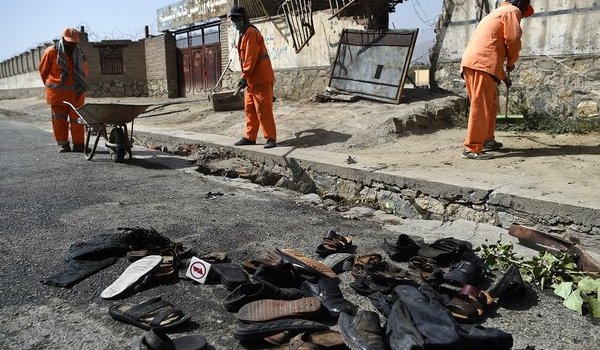 Suicide attack in Afghanistan kills 22 near Pakistan border crossing