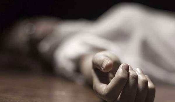 husband and wife commits suicide in Raisen hotel
