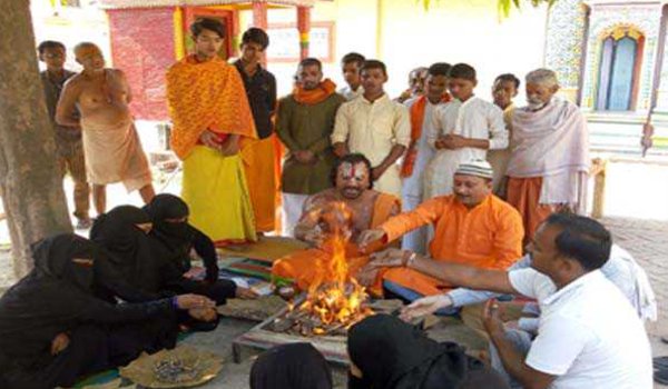Muslim women perform yagy for construction of Ram temple in Ayodhya