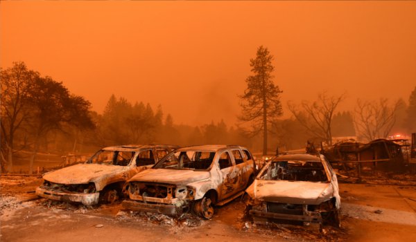 California wildfires : nine dead and more than 150000 evacuated