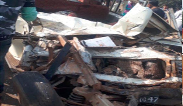madhya pradesh : 7 school children among 8 killed in satna road accident