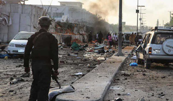 Suicide car bombers kill at least 22 in Somalia