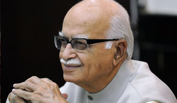 LK advani born on 8 november 1927