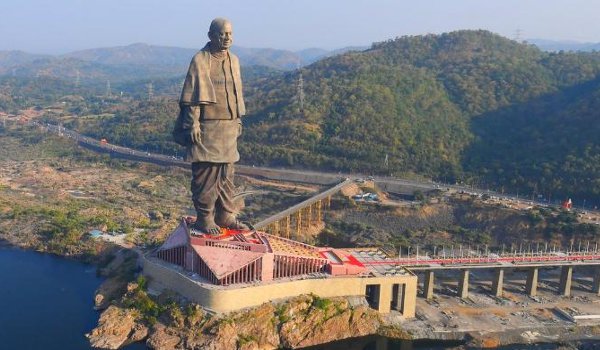 Kevadiya : Statue of Unity attracts huge crowd