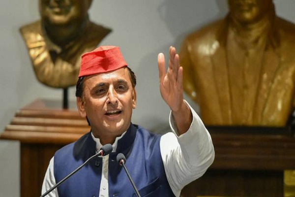 Akhilesh announc SP supports Congress in Madhya Pradesh
