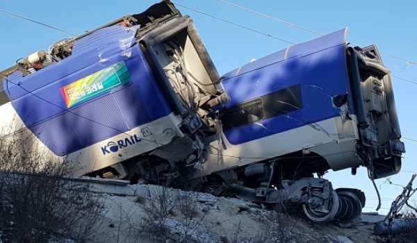 14 injured as High-speed train derails in South Korea