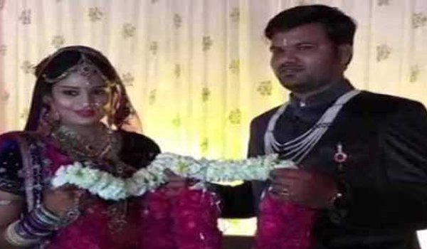 Indian boy and Sri Lankan girl fell in love, gets married in Mandsaur