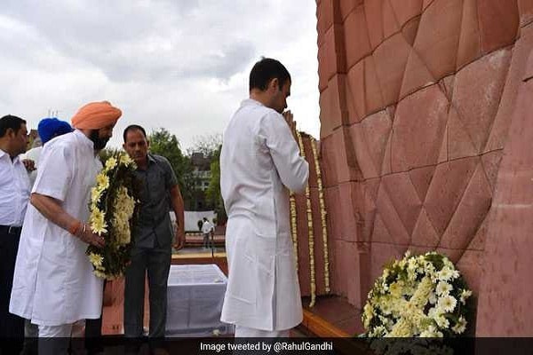 Rahul Gandhi calls Can not forget value of freedom