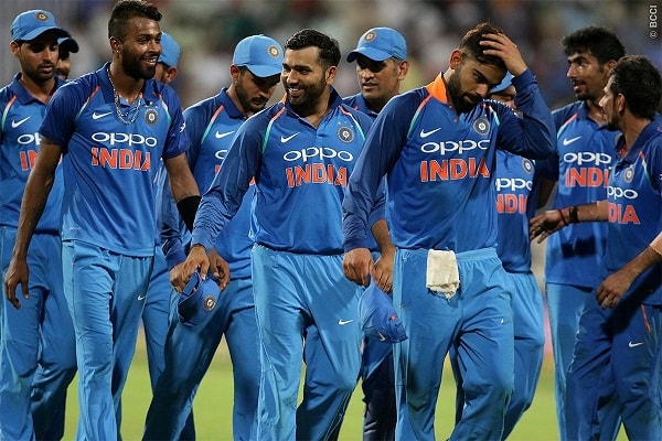 Indian cricket team leaves for ICC World Cup