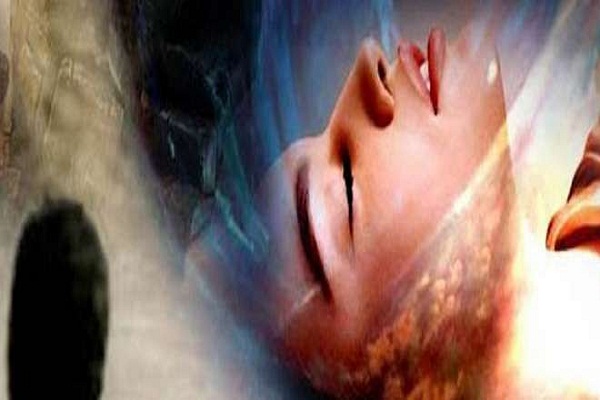 What is the meaning of a woman like this in dreams