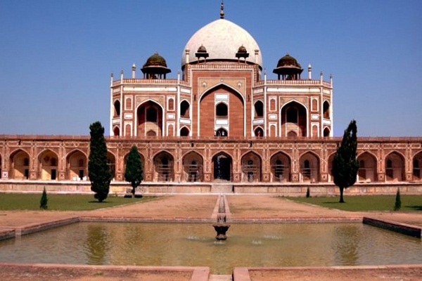 10 monuments in Delhi will now be open till 9 pm for tourists