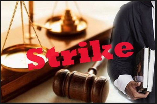Advocate on strike today in Madhya Pradesh, demanding to implement Advocate Protection Act