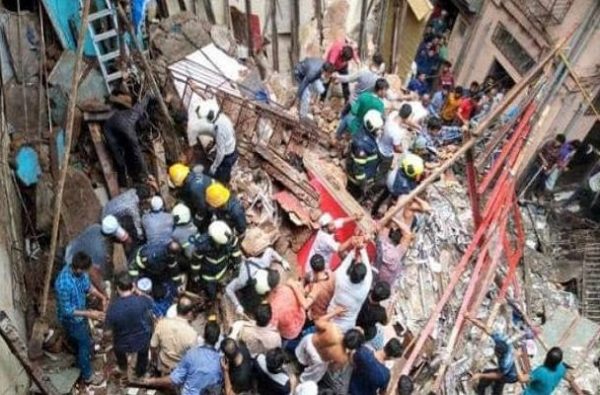 buildings collapse in Mumbai, more than 40 people feared trapped
