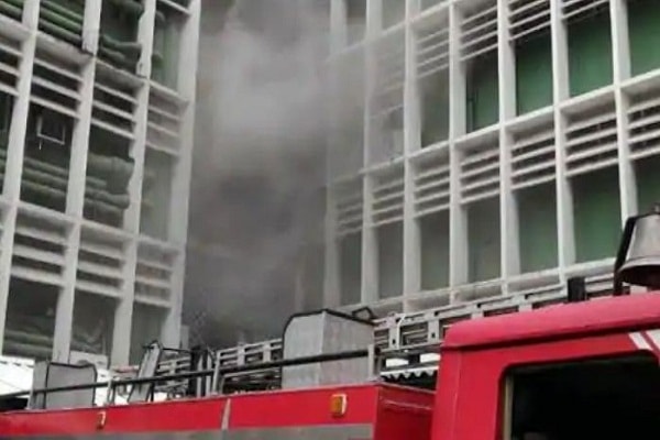 Massive fire breaks out at AIIMS Delhi, 22 fire tenders on spot