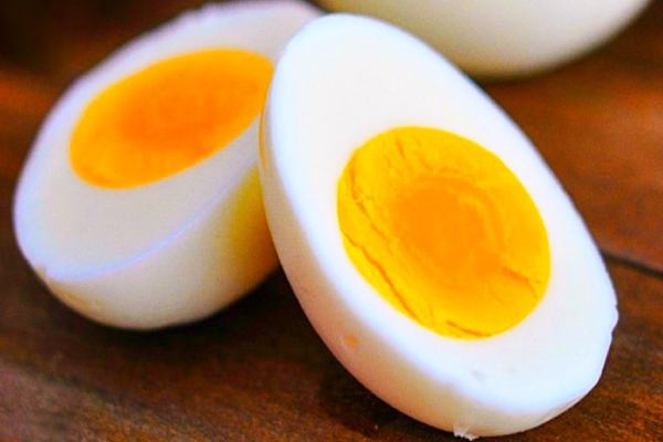 Hotel Charged Rs. 1700 For Two Boiled Eggs