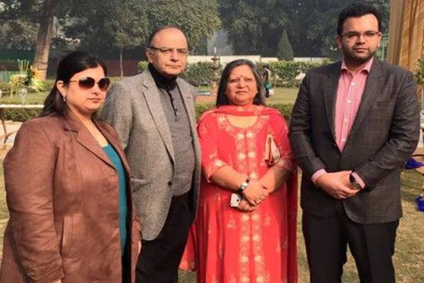 former finance minister arun jaitley family