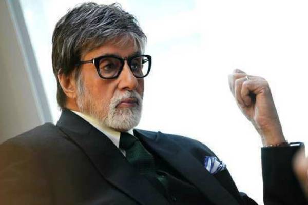 amitabh-bachchan-is-in-controversy-after-his-tweet-on-mumbai-metro