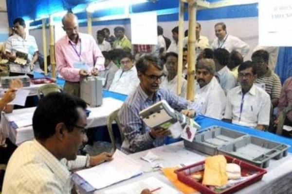 up-kerala-chhattisgarh-bypolls-voting-live update