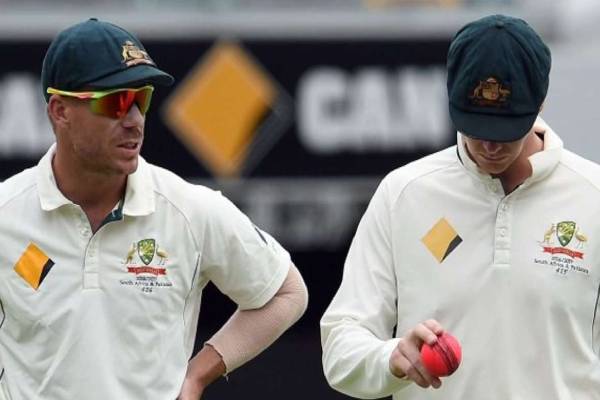 david warner-used-tape-on-his-hand-for-ball-tampering-says-alastair-cook