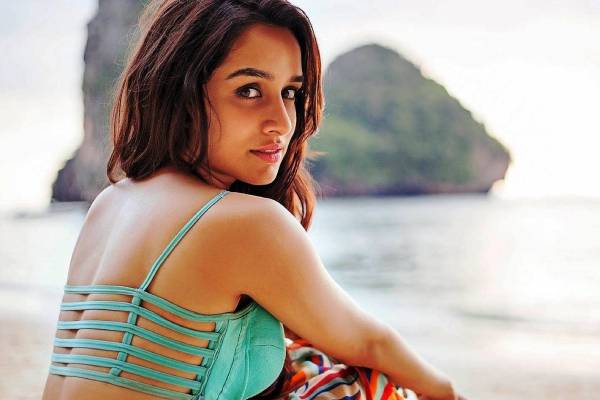 shraddha-kapoor-on-battling-anxiety-for-6-years