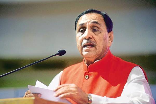 gujarat motor vehicle act-vijay-rupani-new-traffic-rules-fine