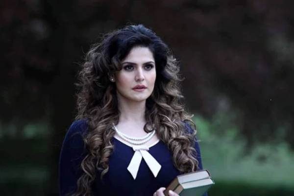 areen-khan-on-casting-couch-director-wanted-to-rehearse-kissing-scene