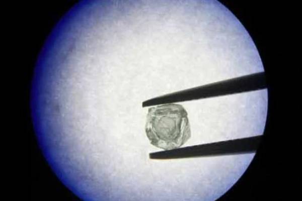 russian-mine-yields-diamond within diamond-stone-first-of-its-kind