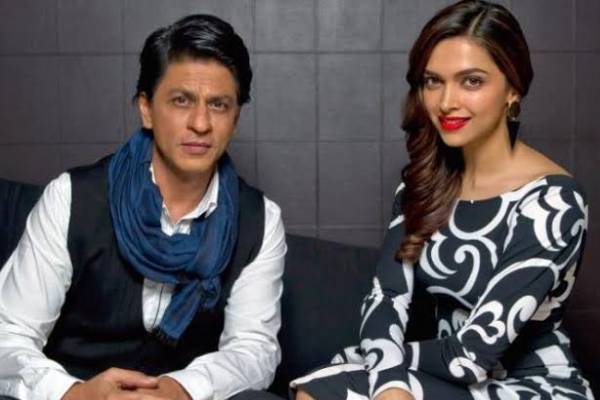 shah rukh khan-forgot-to-call-deepika-padukone-back-actress-complain-on-twitter