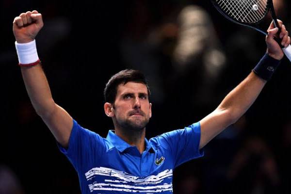 Roger Federer loses first match in ATP Finals, Djokovic wins