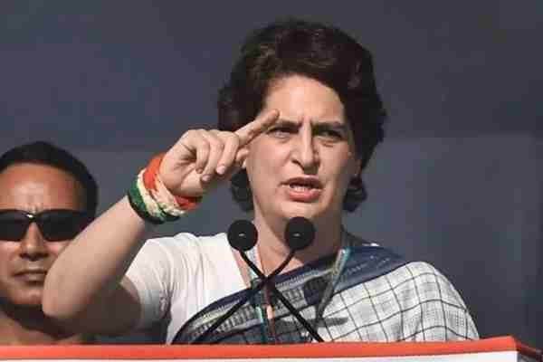 congress-worker-shouted-slogans-of-priyanka-chopra-zindabad-instead-of-priyanka-gandhi