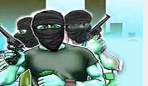 Armed miscreants looted jewellery worth Rs 80 lakh in Murlipura police station area