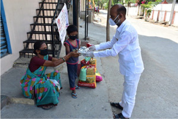 500 families get the necessities at home in Bhopal