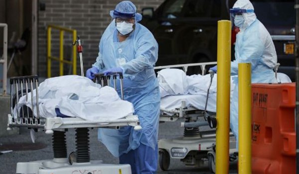Nearly 98 thousand people died of corona in America