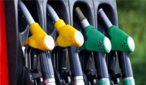 petrol prices remain stable for the 40th consecutive day in india