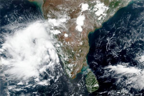 Cyclone Nisarg knocks in Maharashtra