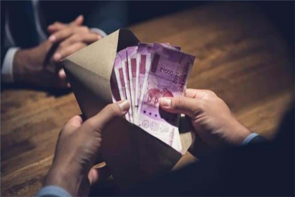 ACB caught land revenue officer taking bribe of 25 lakhs in Gujarat