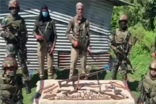 Two terrorists surrendered in Pulwama