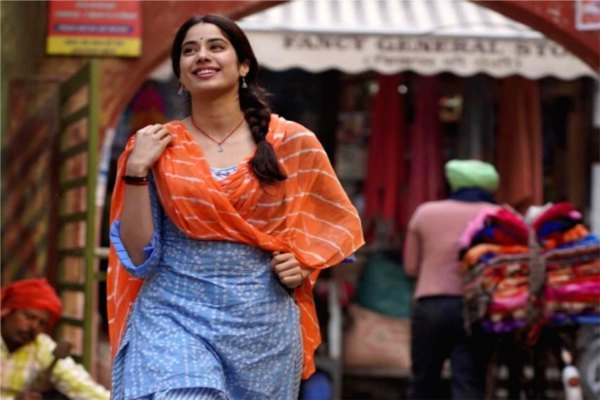 Janhvi Kapoor starts shooting for Good Luck Jerry