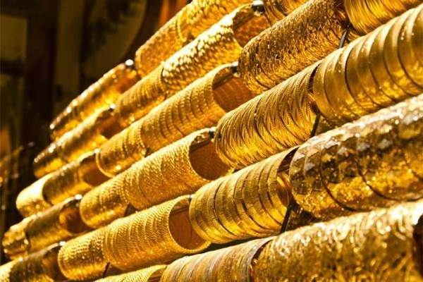 Gold and silver slowdown in futures market