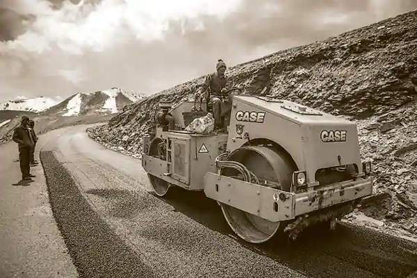 Increase in budget of road organization for infrastructure construction in border areas