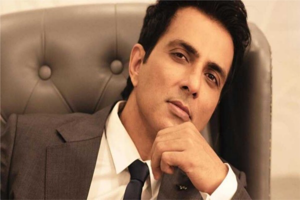 Sonu Sood is making the country largest blood bank
