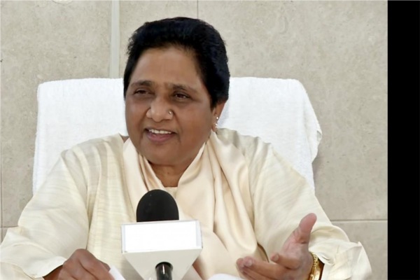 Mayawati demands central and state government announced free vaccine for poor
