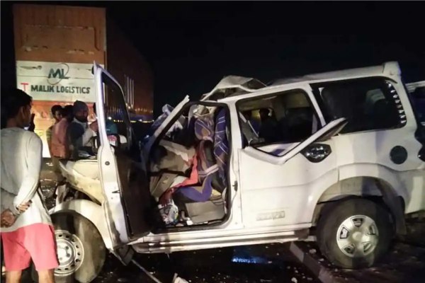 Five killed and three injured in car truck collision in Maharajganj