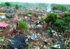 हरियाणा के खोरी गांव में सुप्रीम कोर्ट के आदेश के बाद गिराए गए अरावली वन क्षेत्र की भूमि में बने दस हजार मकान।