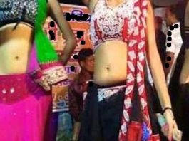 दबंगों ने आर्केस्ट्रा डांसर गर्ल्स का अपहरण किया, पुलिस ने दो घंटों में कराया मुक्त
