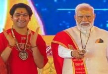 पंडित धीरेंद्र शास्त्री की बारात में भी आऊंगा : मोदी