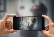 गर्ल्स हॉस्टल की वार्डन छिपकर बनाती थी छात्राओं के गंदे वीडियो