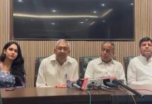 दिल्ली में आम आदमी पार्टी के 15 पार्षदों ने दिया इस्तीफा