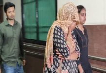 तीन चिकित्सकों सहित 6 लोग रिश्वत लेकर अनुकूल निरीक्षण रिपोर्ट देने के आरोप में अरेस्ट